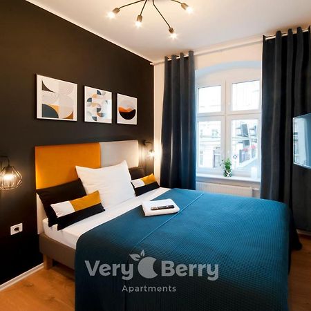 Very Berry - Glogowska 35A - Mtp Apartments - Self Check In 24H 포즈난 외부 사진