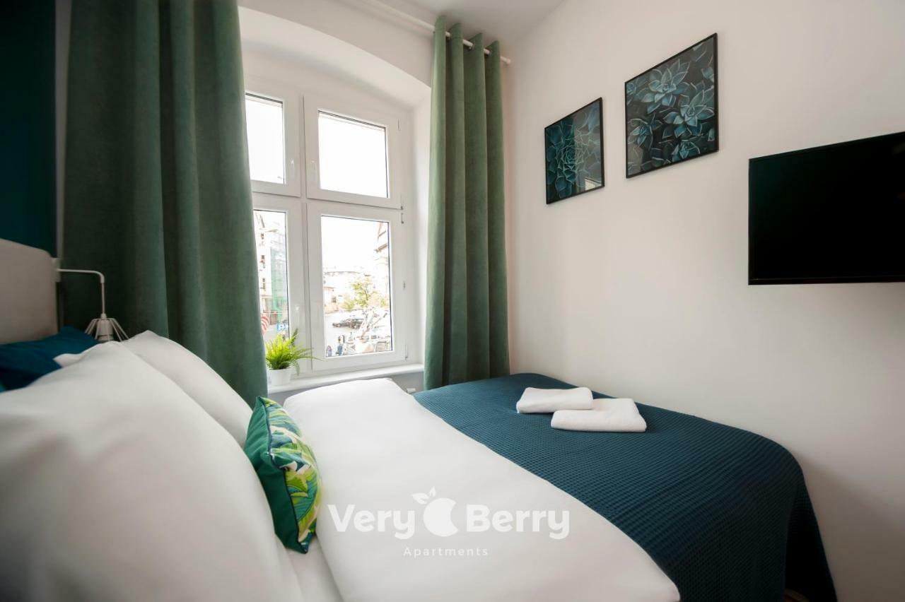 Very Berry - Glogowska 35A - Mtp Apartments - Self Check In 24H 포즈난 외부 사진