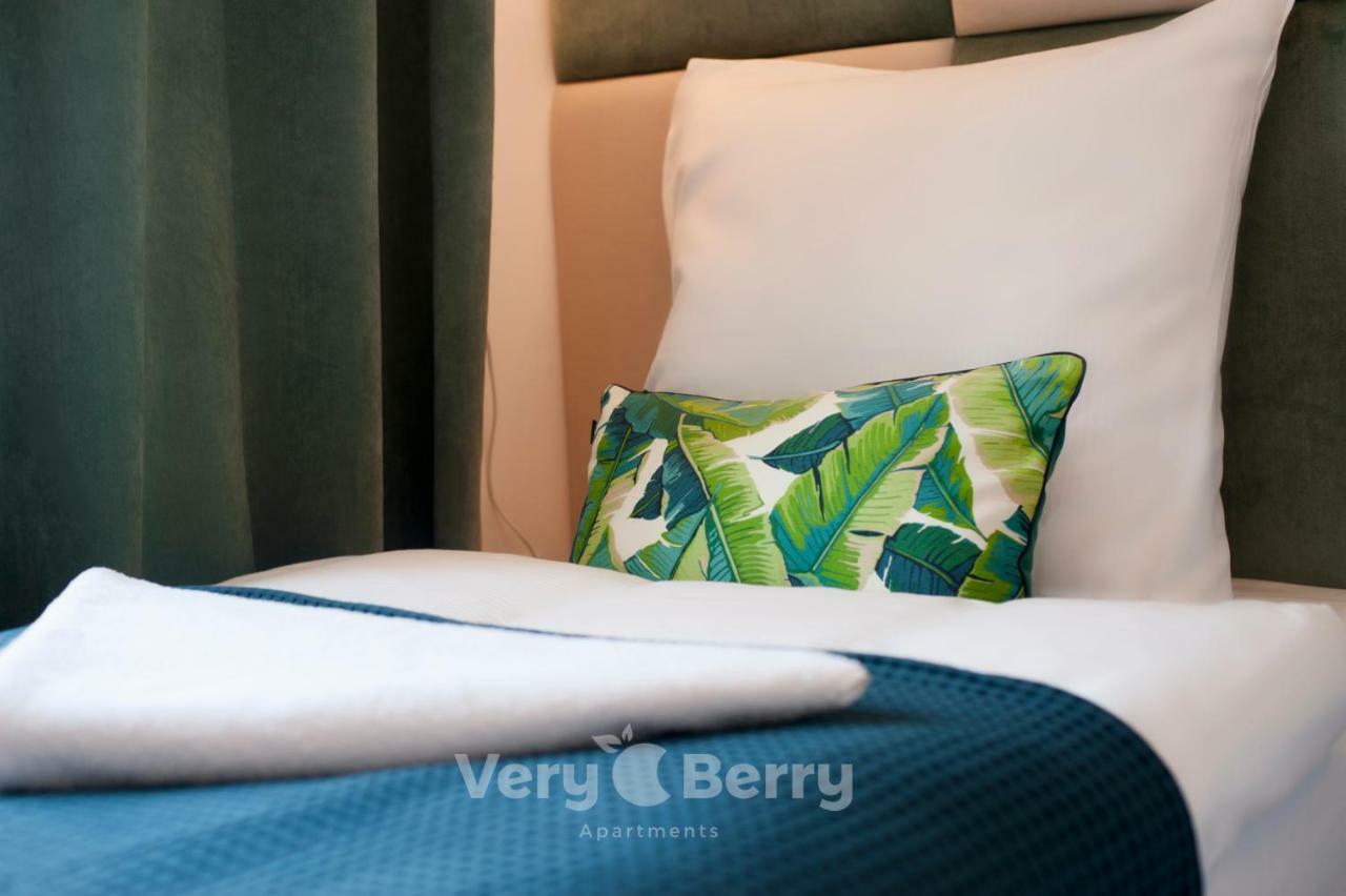 Very Berry - Glogowska 35A - Mtp Apartments - Self Check In 24H 포즈난 외부 사진