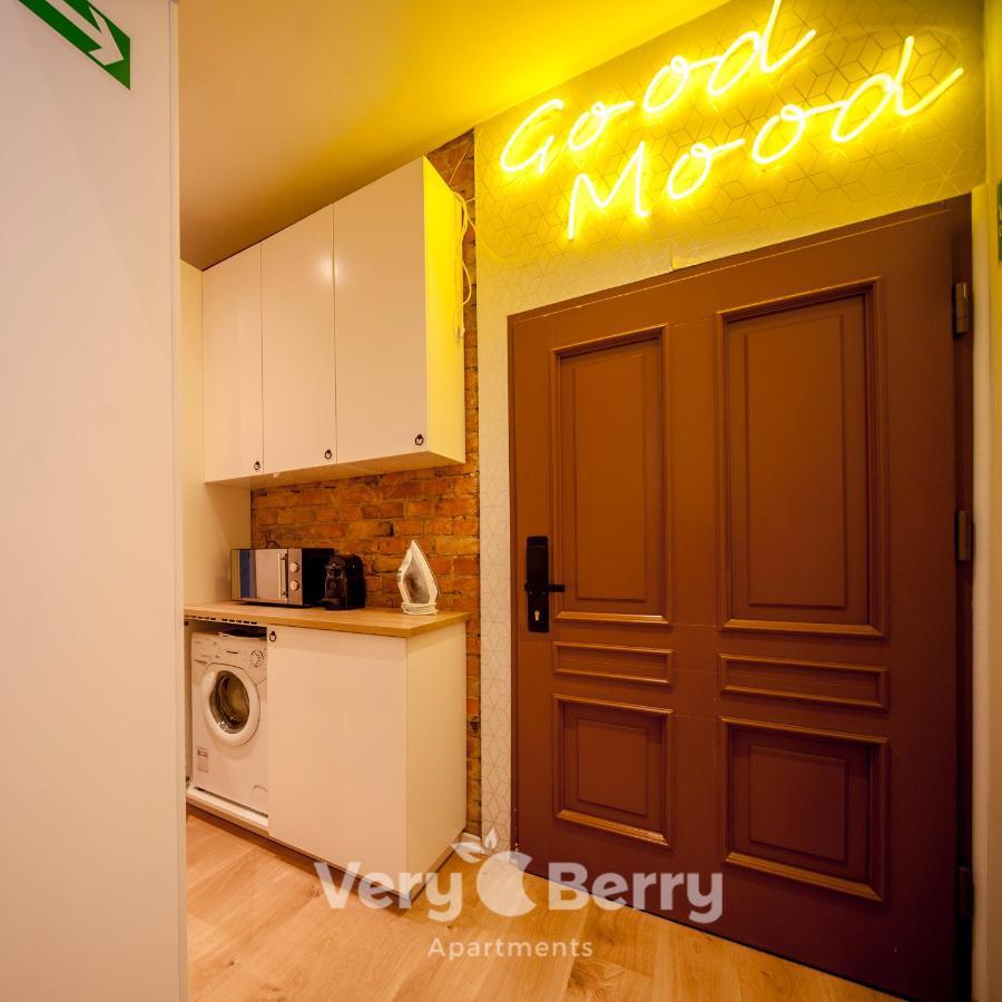 Very Berry - Glogowska 35A - Mtp Apartments - Self Check In 24H 포즈난 외부 사진