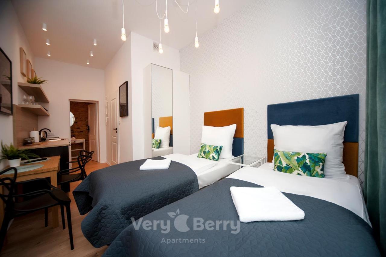 Very Berry - Glogowska 35A - Mtp Apartments - Self Check In 24H 포즈난 외부 사진
